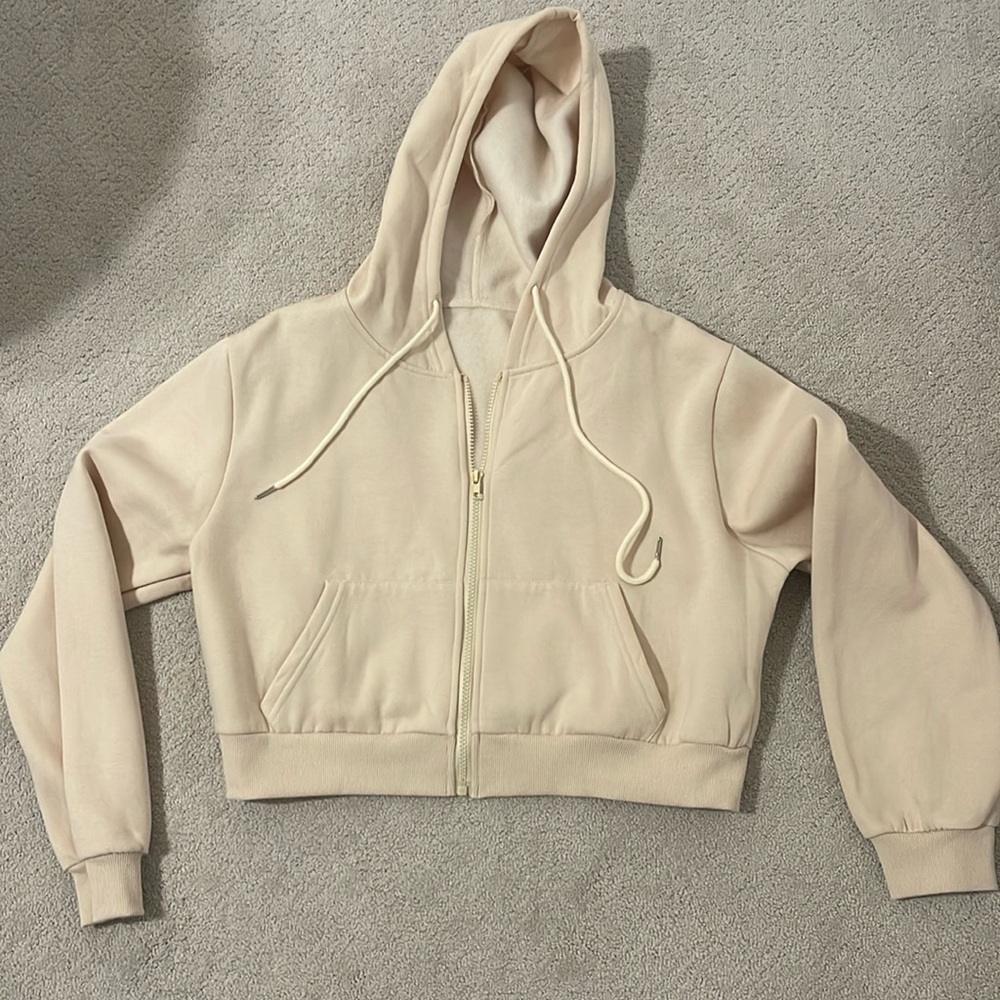 Cropped Cream Colored Zip Up Jacket with Hood. Size Small.